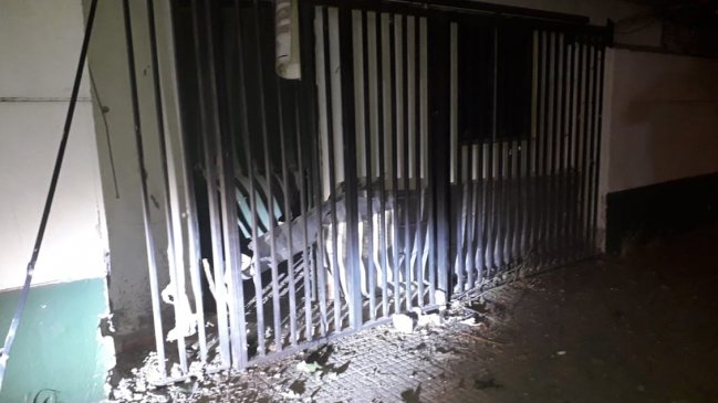 Artefacto explosivo detonó en comisaría de Estación Central