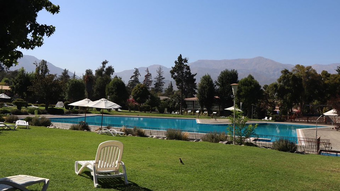 Club Recreativo del Colegio Médico sufre brote de Covid-19