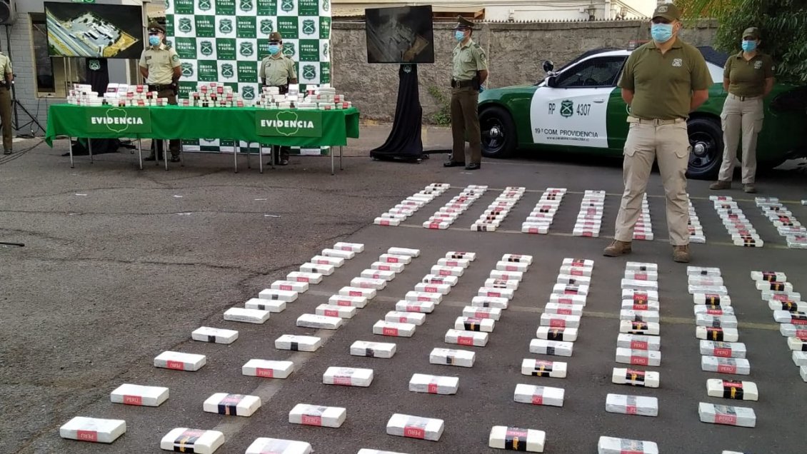 Carabineros siguió un camión desde Colchane hasta Santiago: Transportaba 630 kilos de cocaína