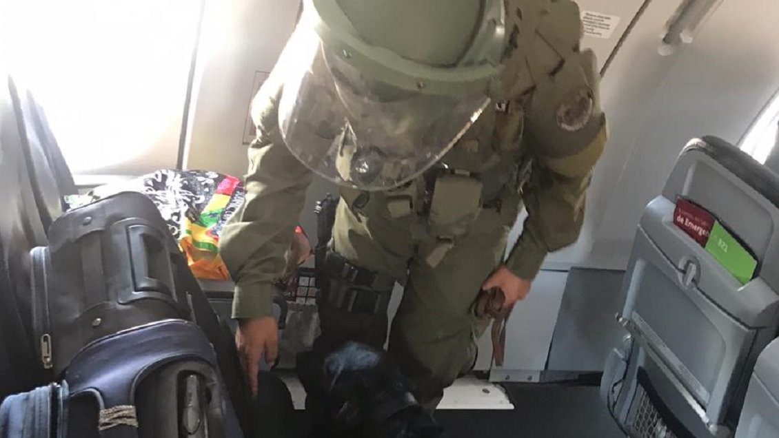 Mal chiste: Sujeto fue detenido por decir que llevaba una bomba en vuelo Calama-Santiago