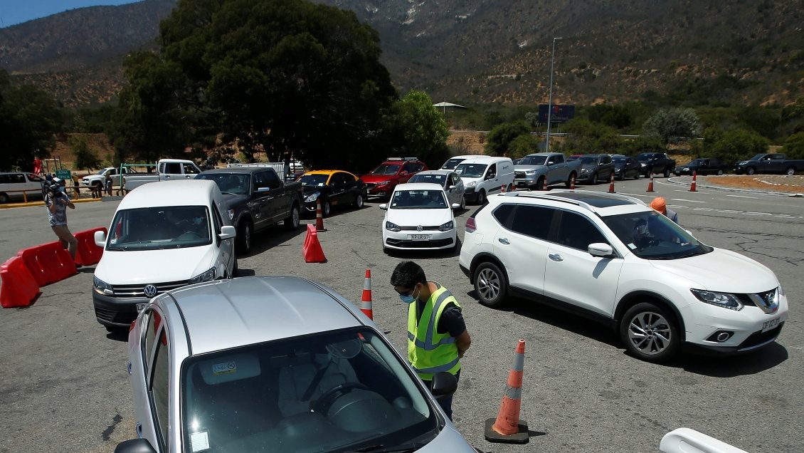 Cordones sanitarios: 15 mil vehículos han sido devueltos a la Región Metropolitana