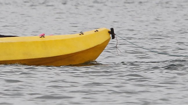 Quillón: Adulto mayor está desaparecido tras volcarse su kayak en la Laguna Avendaño