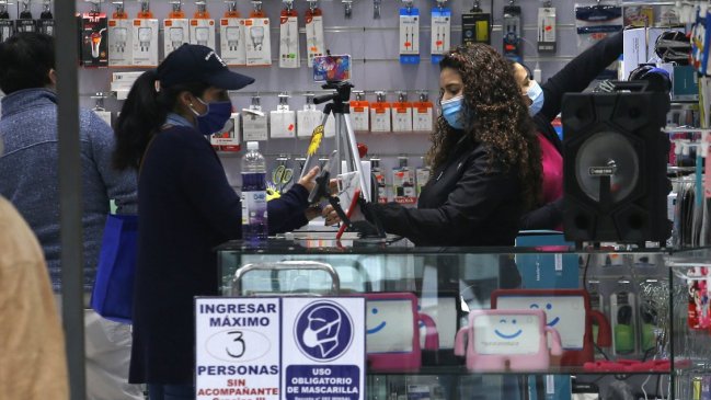 Imacec: Economía chilena creció por primera vez desde febrero