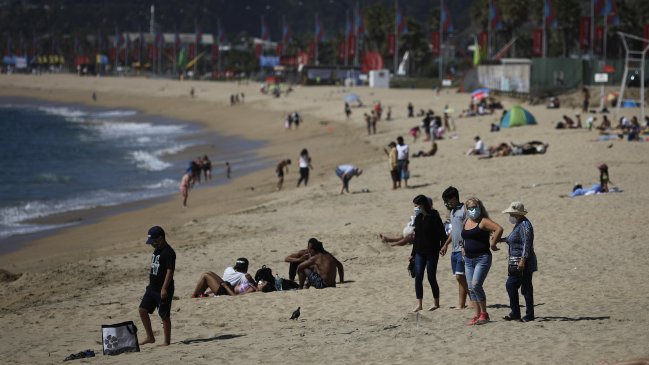 Alcalde de Algarrobo denuncia que tiene cuatro mil veraneantes y ningún inspector de salud