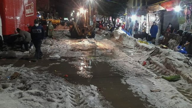 Bolivia se moviliza para apoyar a Sucre tras torrencial tormenta que dejó al menos tres muertos