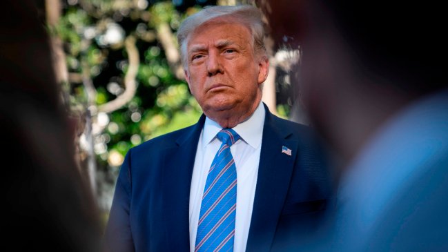 Trump pide frenar certificación del triunfo de Biden, pero su vicepresidente se niega