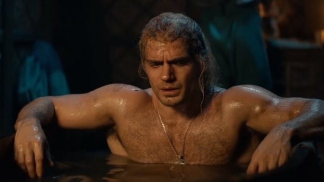 Henry Cavill dio detalles de su recuperación tras lesionarse grabando 