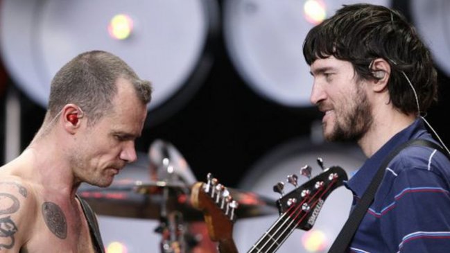 Miembros de Red Hot Chili Peppers encabezan disco tributo a Gang of Four