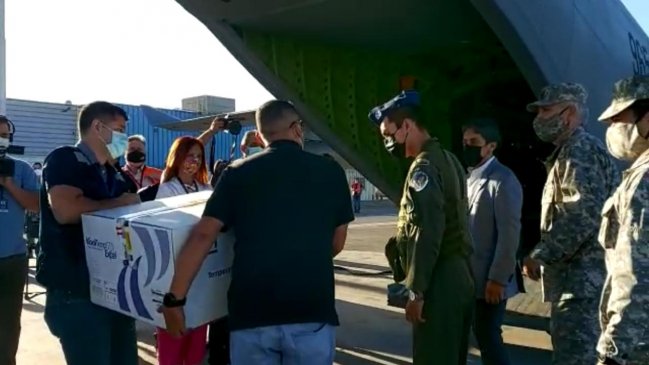 Antofagasta recibe más de 15 mil dosis de la vacuna Pfizer para su personal de salud