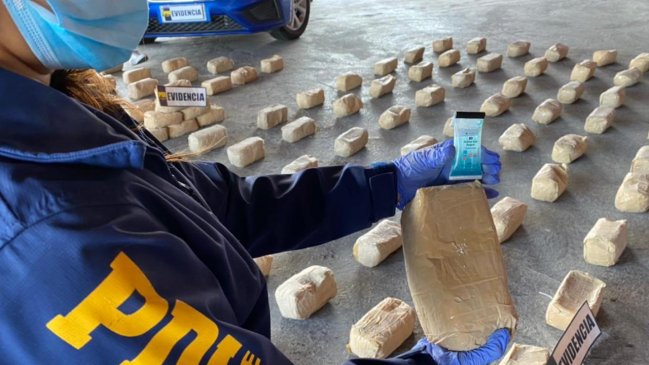 Tres sujetos fueron detenidos por tráfico de 122 kilos de cocaína base en Antofagasta