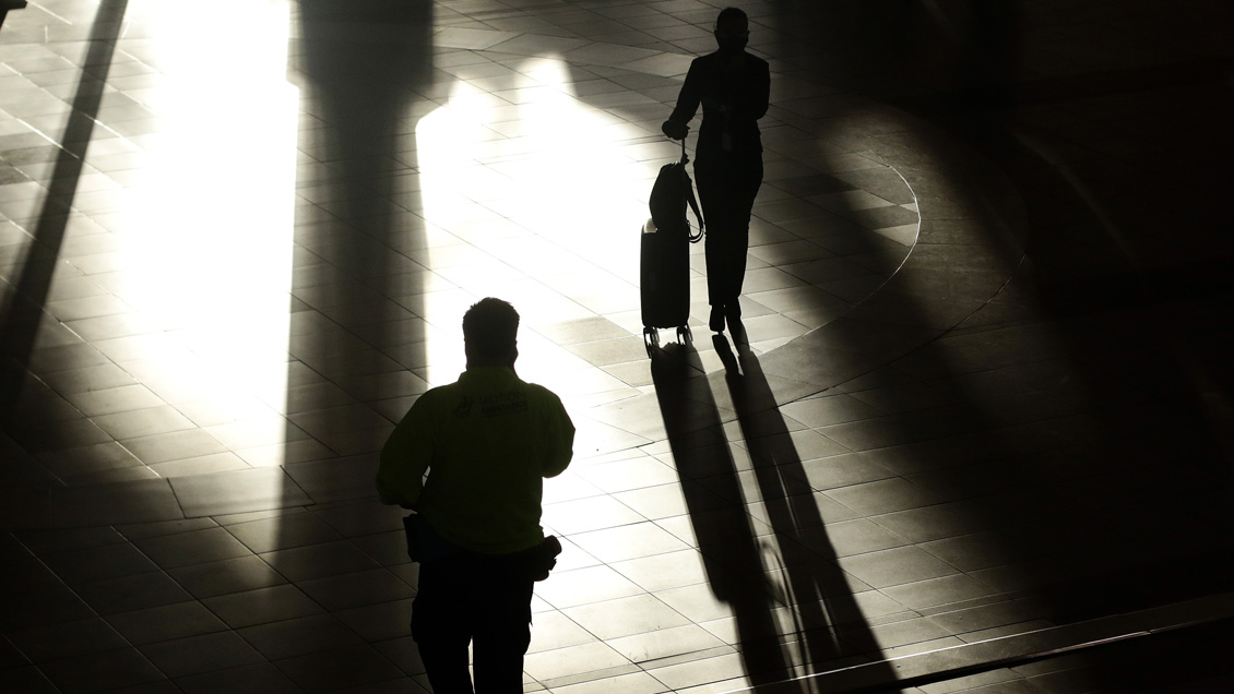 Casi 850 viajeros extranjeros han sido devueltos por no tener PCR o llegar con test vencido