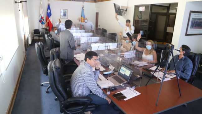 Confirman casos de Covid-19 en Consejo Regional de O'Higgins
