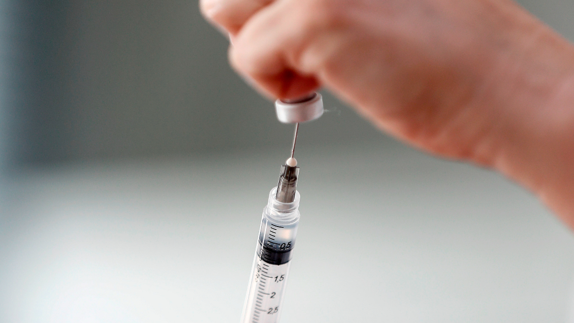 Vacuna de laboratorio estadounidense Novavax tiene una eficacia del 90%