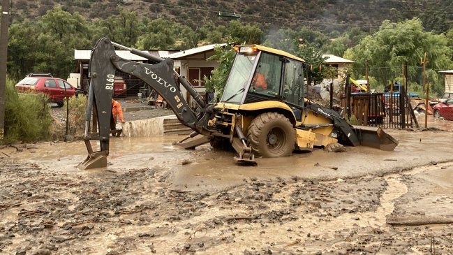 San José de Maipo bajo alerta roja por aluviones: Otras tres comunas evacúan preventivamente
