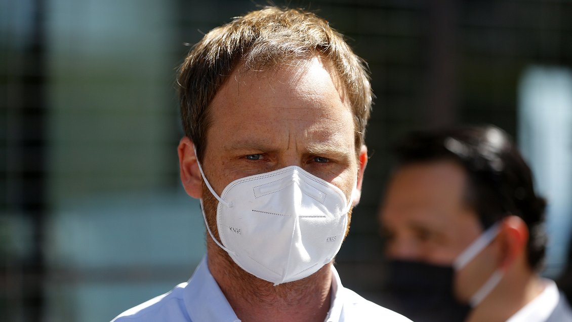 Residencias sanitarias: Arturo Zúñiga negó responsabilidad en problemas acusados por Contraloría