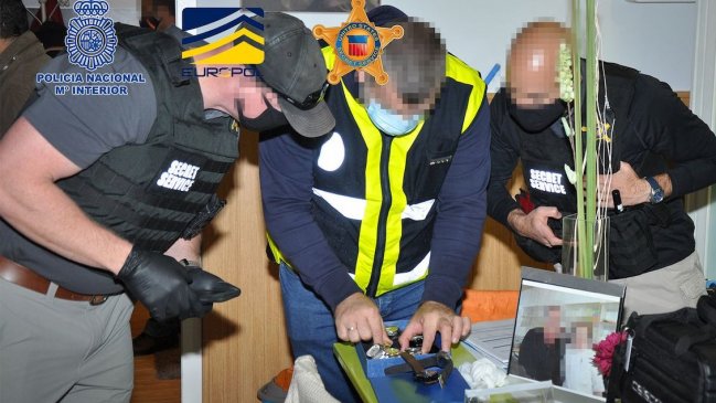 Detenidas 105 personas por robar más de 14 millones de dólares a bancos de EE.UU.