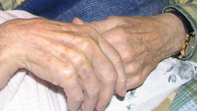 En el año de la pandemia, sólo aumentaron las deudas morosas de los adultos mayores