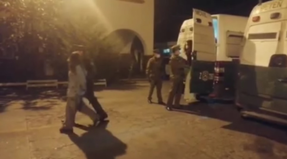 Nueva fiesta clandestina: Sorprenden a 17 personas en departamento de La Serena