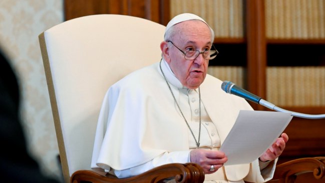 Papa Francisco pidió canales humanitarios para menores migrantes no acompañados