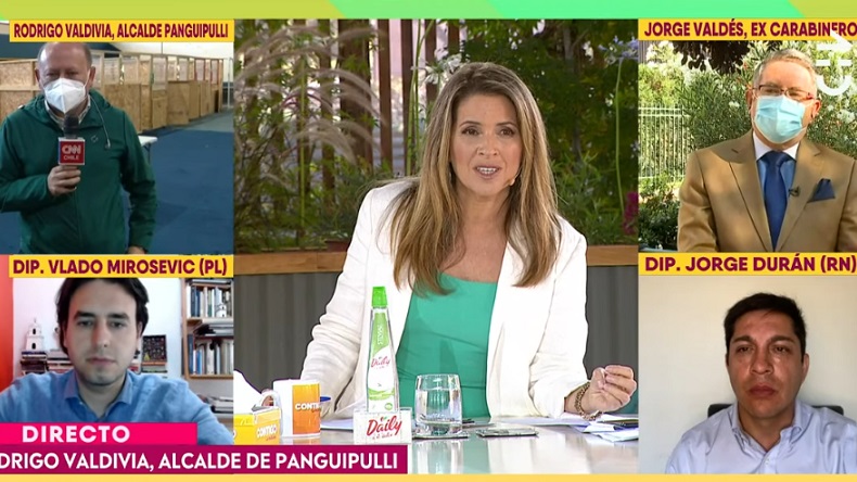 Monserrat Álvarez enfrentó en vivo a diputado que acusó falta de recursos para Carabineros