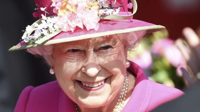 La princesa Eugenia, nieta de Isabel II, da a luz a su primer hijo