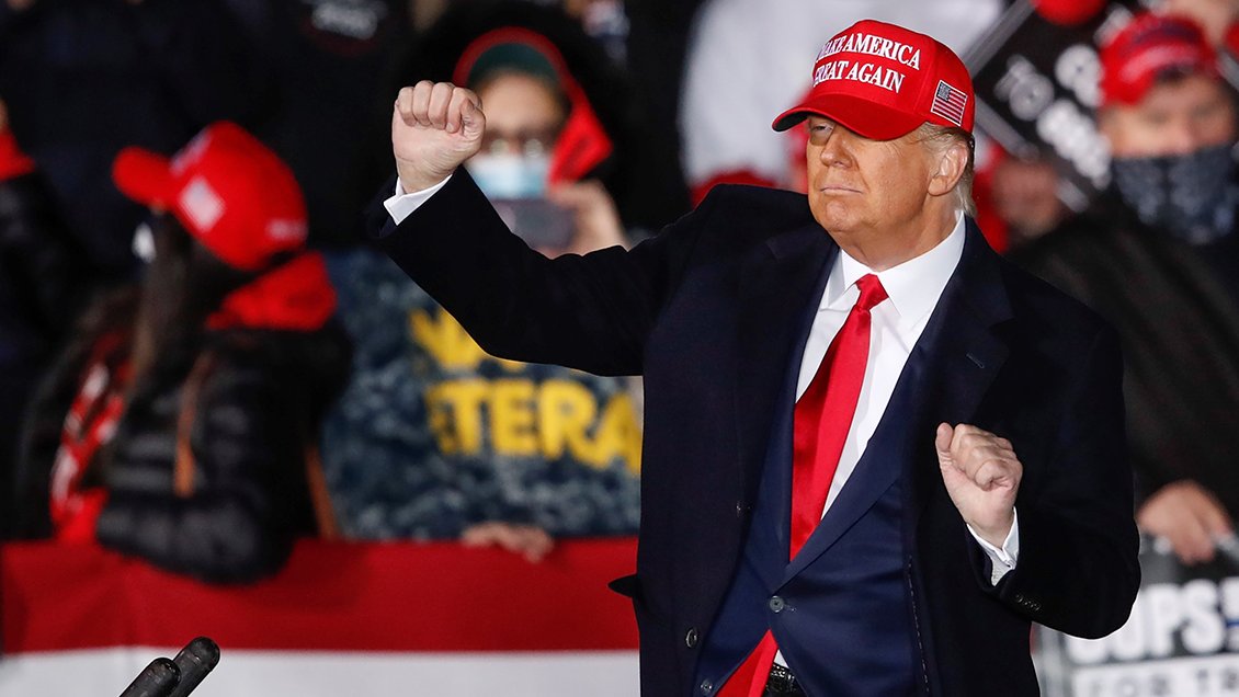 Mayoría republicana se pliega a Trump y evita su condena en juicio político por el asalto al Capitolio