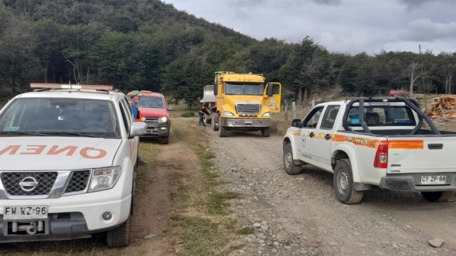 Brigadas continúan trabajando en el control de incendio forestal en Lago Misterioso en Coyhaique