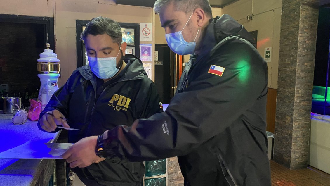PDI realiza fiscalización a extranjeros en el centro de Punta Arenas
