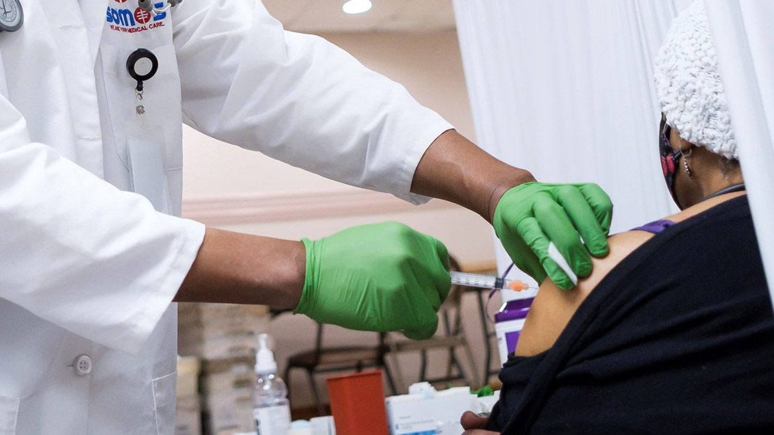 Casi 63 millones de personas han sido vacunadas en América