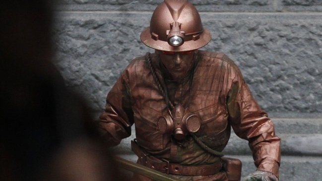 Chile lamenta abrupto descenso en índice mundial sobre competitividad minera