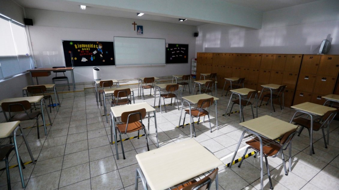 Colegios de Iquique afinan detalles para volver a clases este 1 de marzo