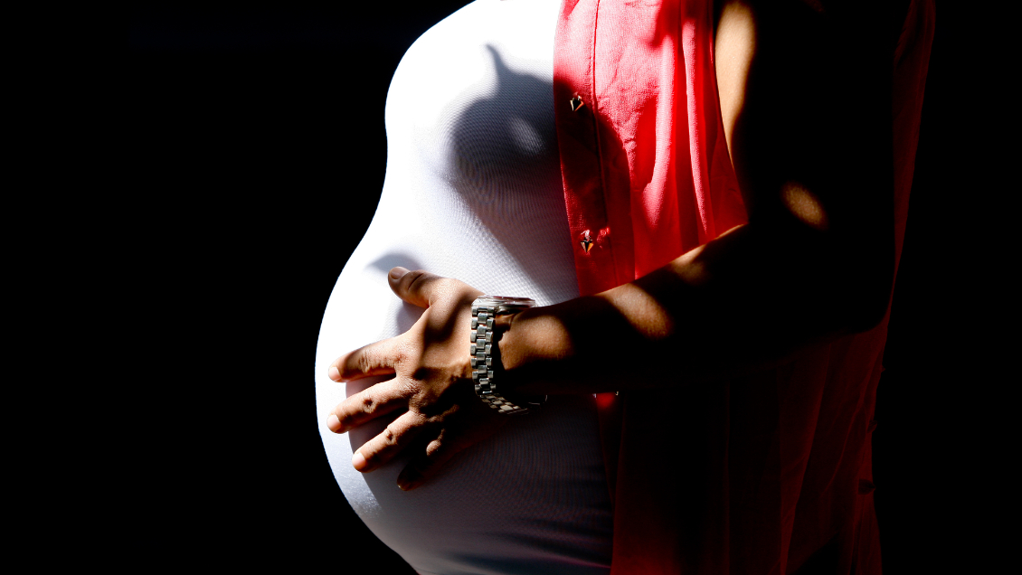 Estudio reveló cómo se ha consagrado en Chile el derecho de las mujeres a elegir cuándo ser madres