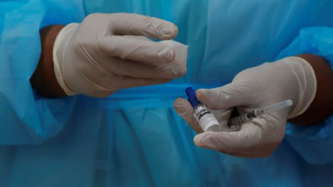 Farmacéuticas advierten de escasez de materias primas para vacunas contra el Covid-19