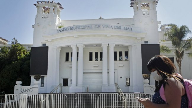 Colegio Médico de Valparaíso por cierre de casinos: 