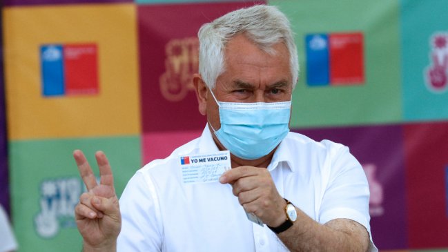 Paris anunció que si se cumple la meta de vacunar a 5 millones de personas, se adelantarán otros grupos