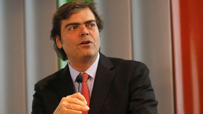 Diputado DC denunciará a Cristián Barra ante Contraloría por 