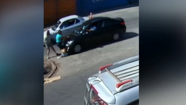 Tribunal mantuvo prisión preventiva de sujeto que atropelló a su polola y a amiga de ésta