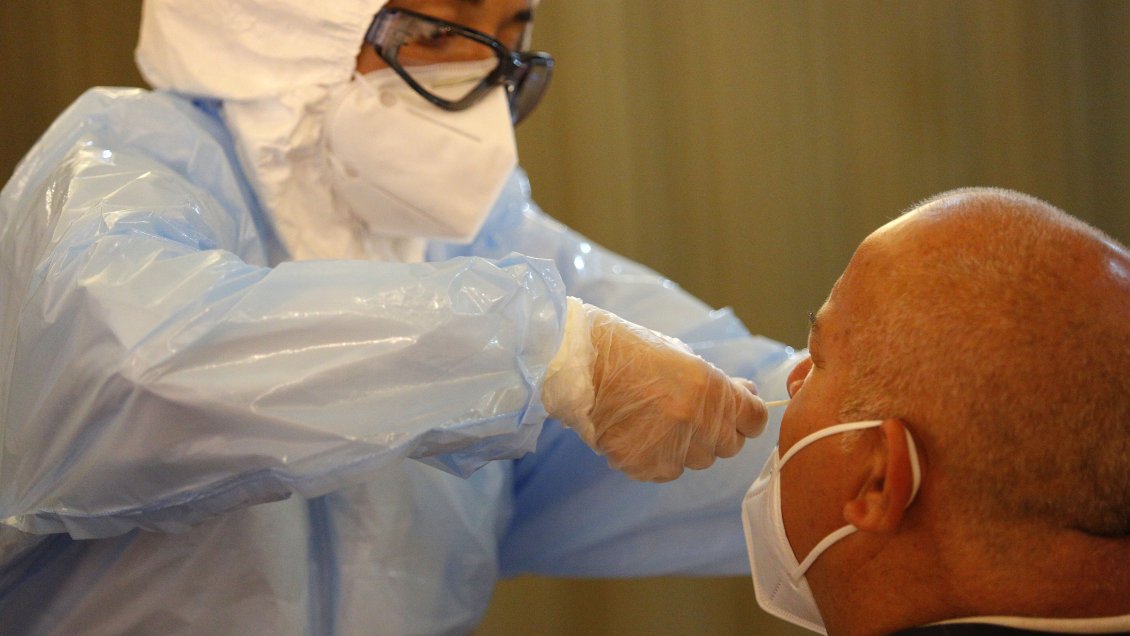 Minsal explica polémica circular: Los trabajadores asintomáticos pueden trabajar sólo si quieren