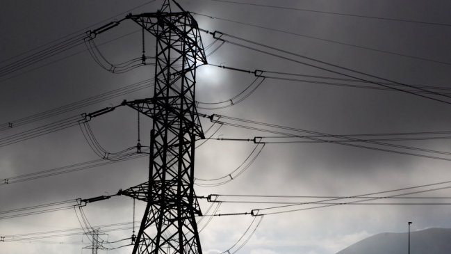 Colbún acordó vender negocio de transmisión eléctrica por casi 1.300 millones de dólares