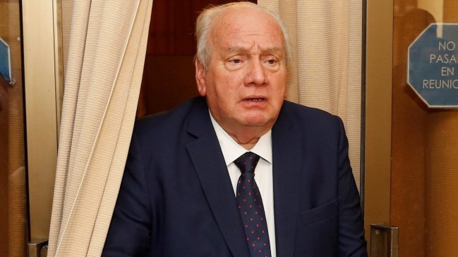 Diputado José Miguel Ortiz fue hospitalizado a causa del Covid-19