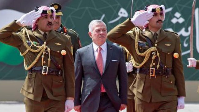   Jordania arresta a miembro de familia real y otros funcionarios por supuesta intentona golpista contra el rey 