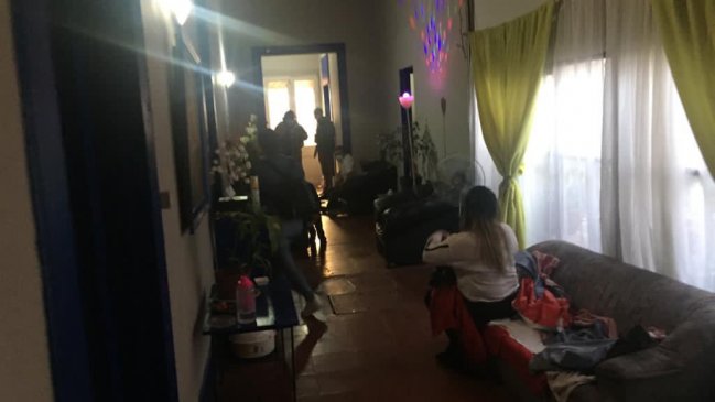 Prostíbulo clandestino funcionaba durante plena cuarentena en Rancagua: Diez detenidos