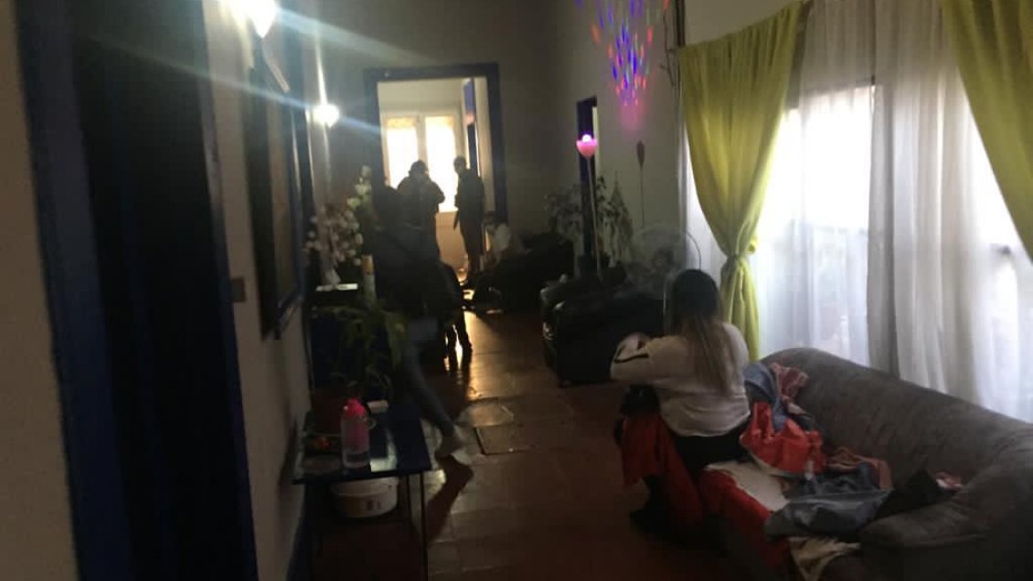 Prostíbulo clandestino funcionaba durante plena cuarentena en Rancagua: Diez detenidos