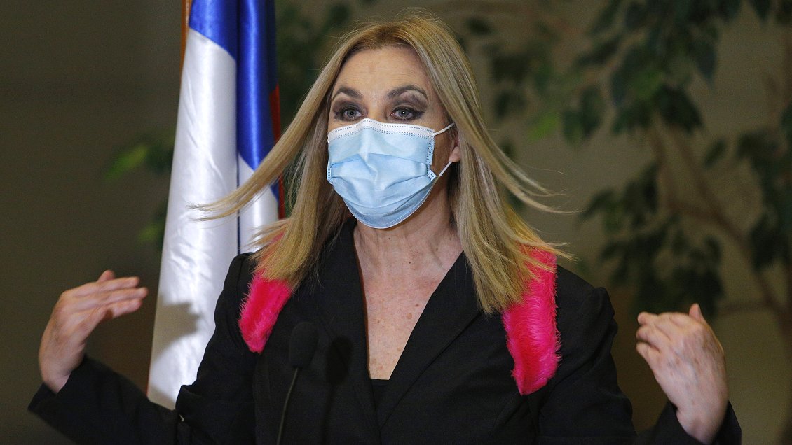 Pamela Jiles ofreció no ser candidata presidencial si el Gobierno da luz verde al tercer retiro