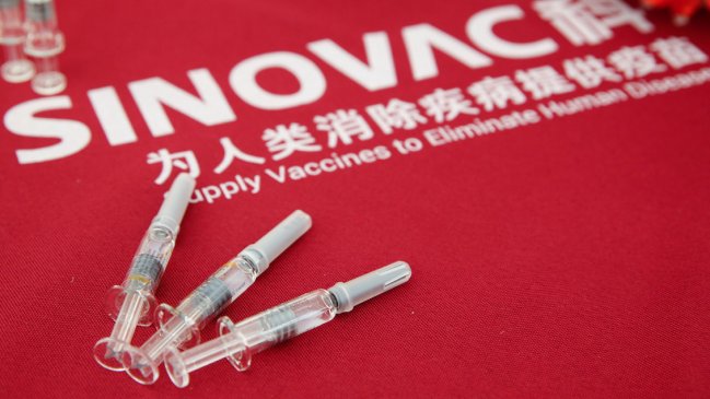 Minsal presenta este viernes estudio sobre la efectividad de la vacuna de Sinovac en Chile