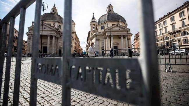 Italia prepara su reapertura pese a las advertencias de científicos