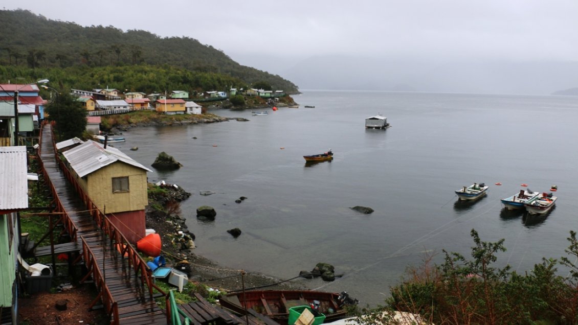 Problemas en turbina de minicentral hidroeléctrica amenaza con dejar sin luz a Puerto Gaviota