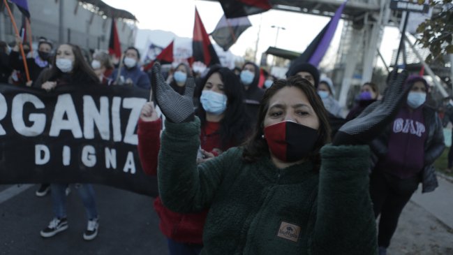 Pobladores se manifestaron en distintos puntos de Santiago: Exigen soluciones habitacionales