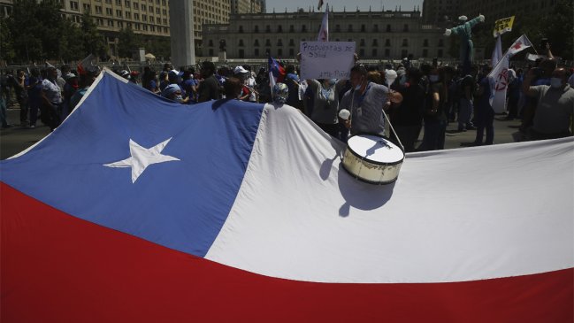 De Codelco a TVN: Trabajadores de empresas del Estado se sumarán a 