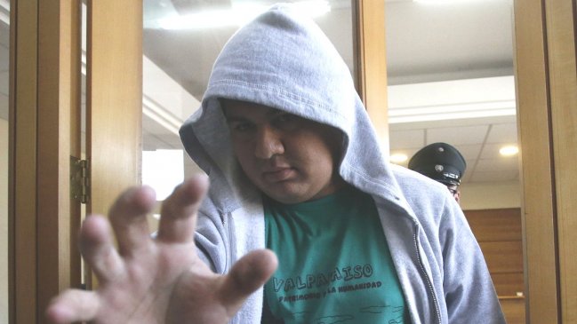 Condenado por atentado a la autoridad sujeto que reventó un huevo en la cabeza de seremi